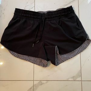 Lululemon black reversible shorts